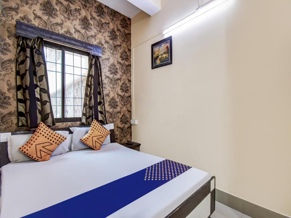 Spot On 78443 Hotel Bharat Rourkela Dış mekan fotoğraf