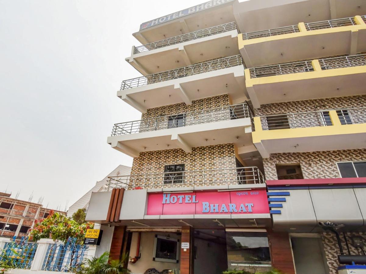 Spot On 78443 Hotel Bharat Rourkela Dış mekan fotoğraf