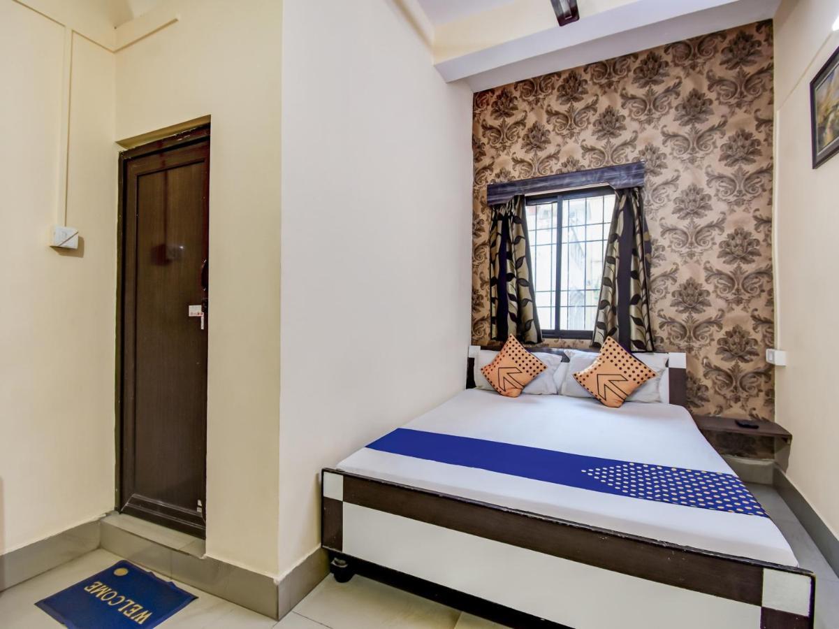 Spot On 78443 Hotel Bharat Rourkela Dış mekan fotoğraf