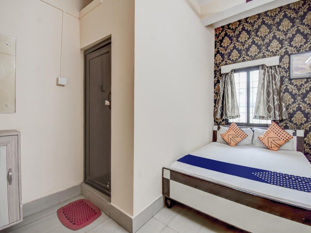 Spot On 78443 Hotel Bharat Rourkela Dış mekan fotoğraf